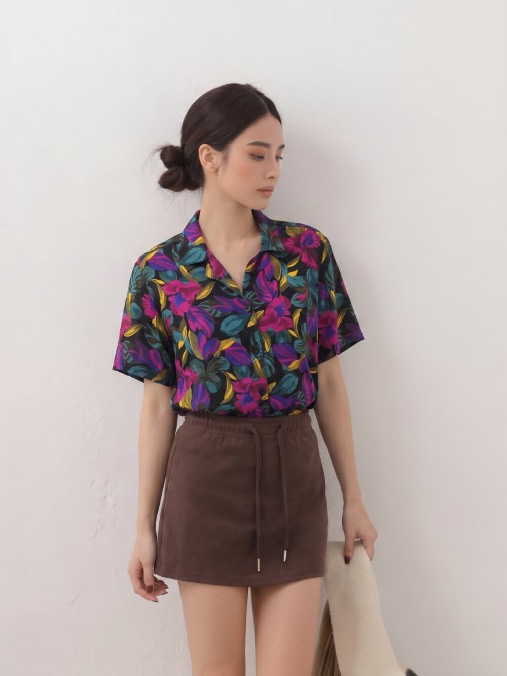 90s Notations M/L Vintage Floral Iris Print Button Up Top Purple Multi-Colored